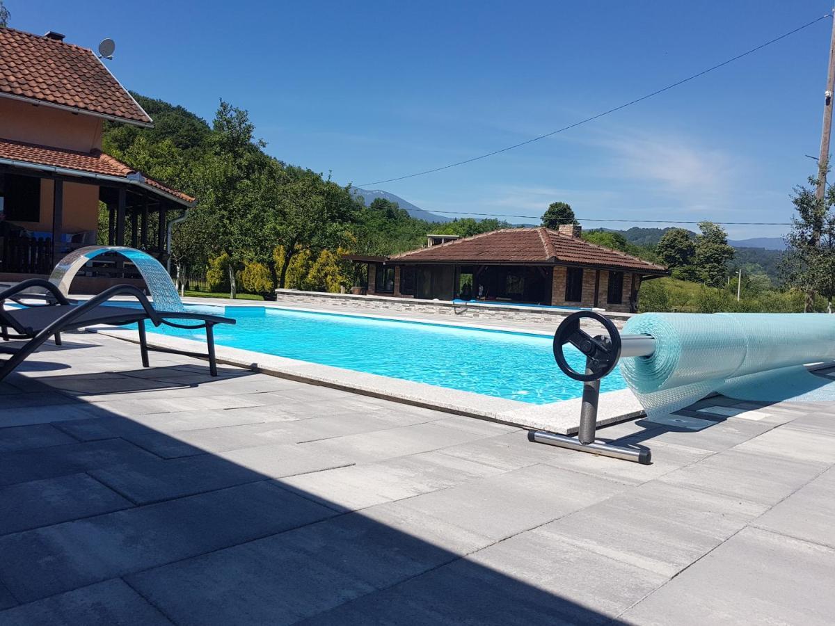 Holiday Home Emir Racic Екстериор снимка