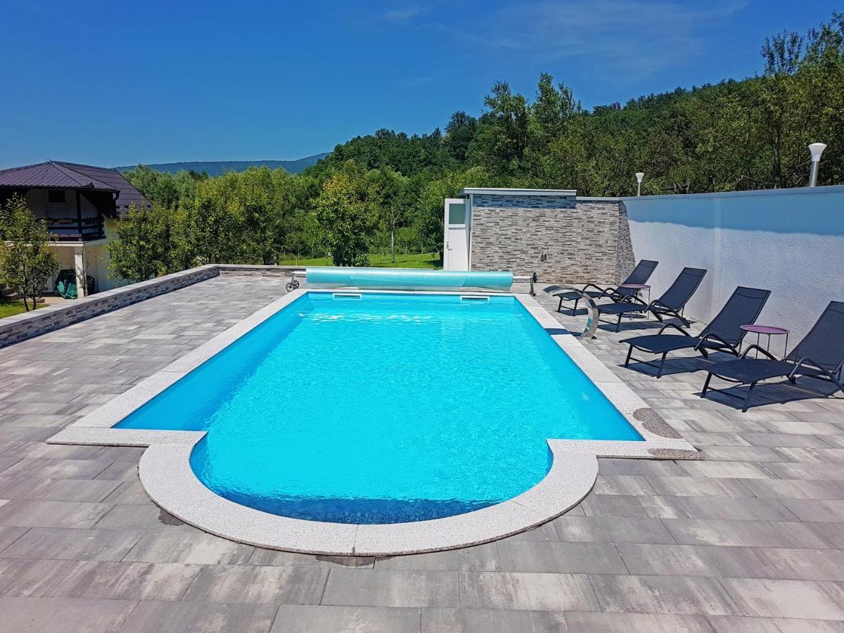 Holiday Home Emir Racic Екстериор снимка