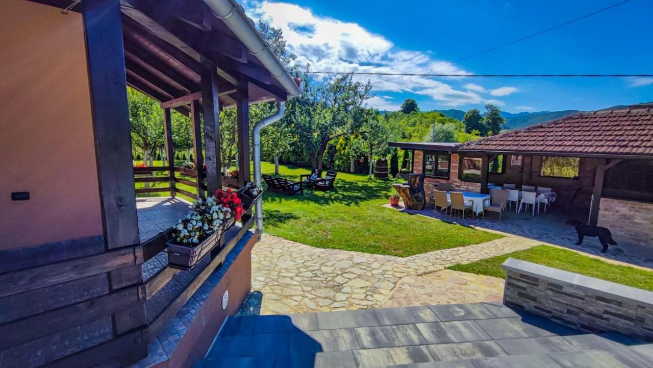 Holiday Home Emir Racic Екстериор снимка