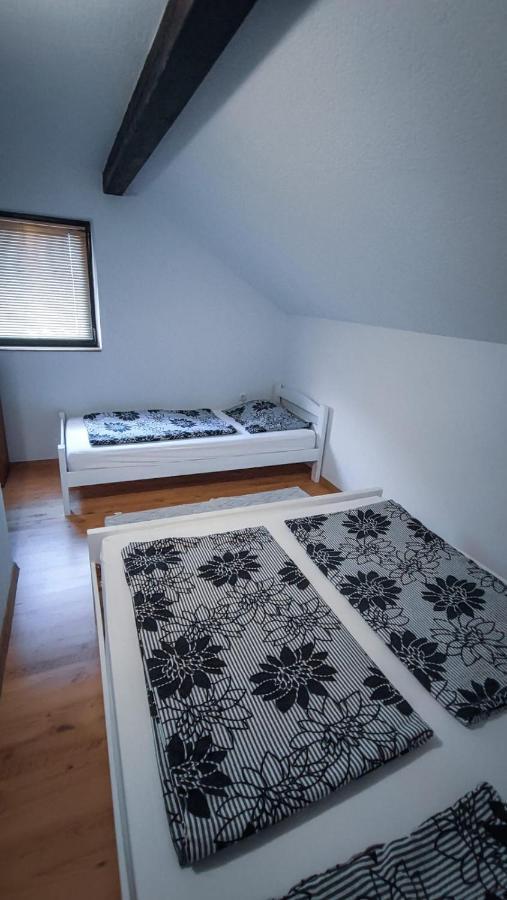 Holiday Home Emir Racic Екстериор снимка